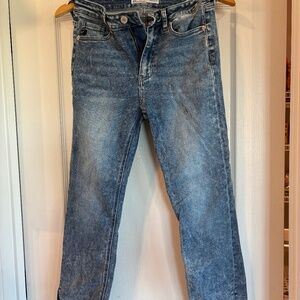 Women’s jeans